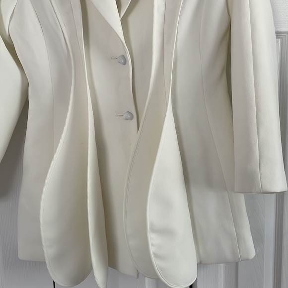 Jacket - Picture 3 of 6